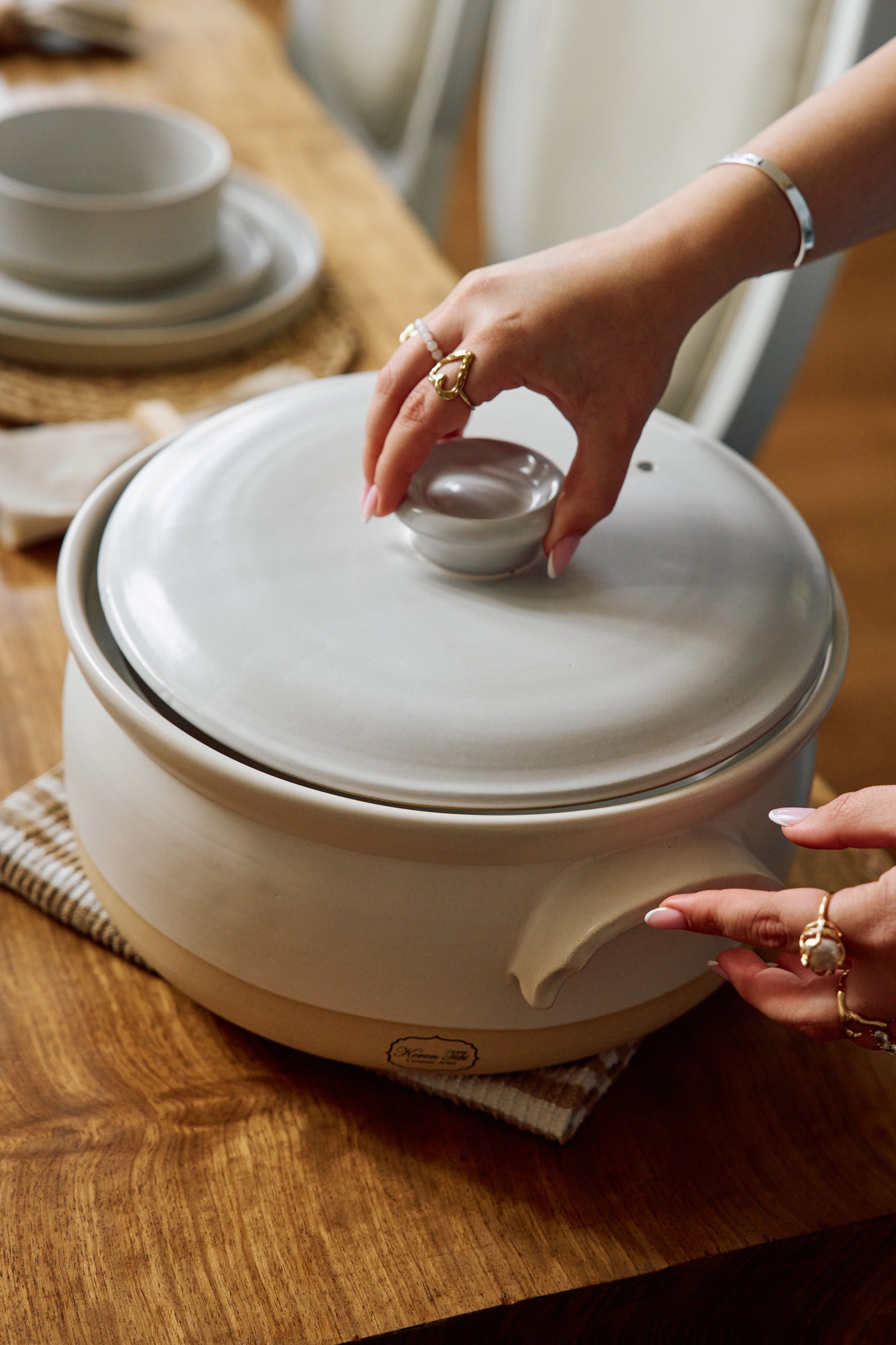 סיר קדירה חסין להבה מסדרת Sky דגם COOK